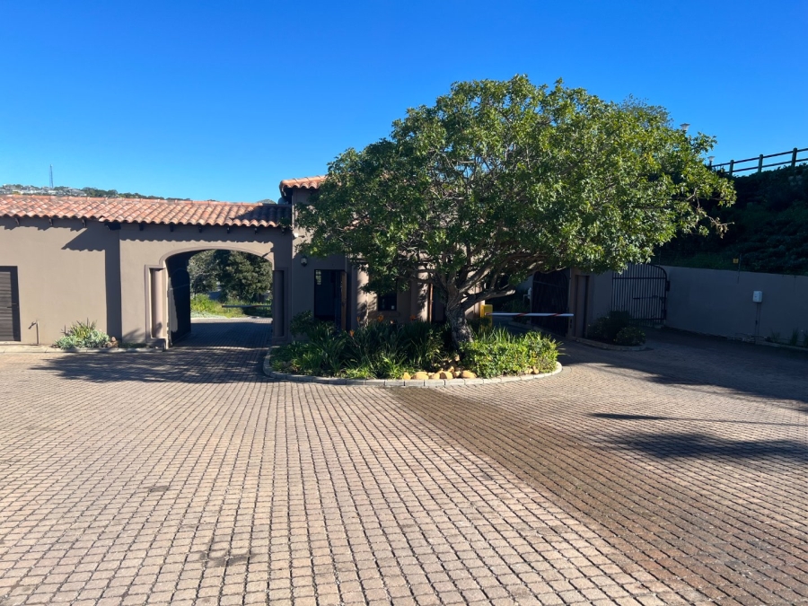  Bedroom Property for Sale in The Hill Western Cape